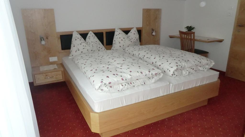 Garni Pircher Tirolo Ruang foto